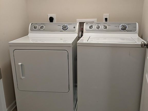 Washer and dryer included