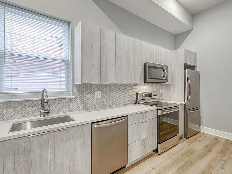 1728 Marlton Ave — Photo 2