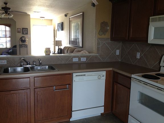 4th image of 3300 John Porter Dr