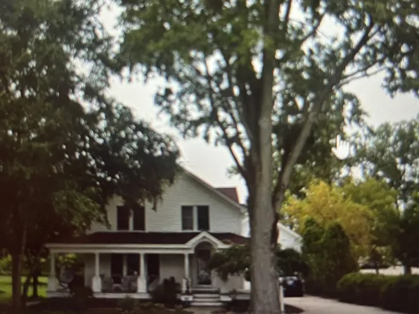 21109 Gill Rd, Farmington Hills, MI 48335