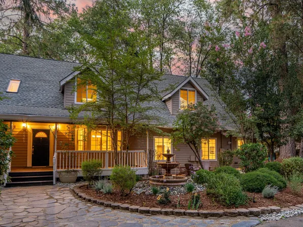 2465 Five Oak Dr, Meadow Vista, CA 95722
