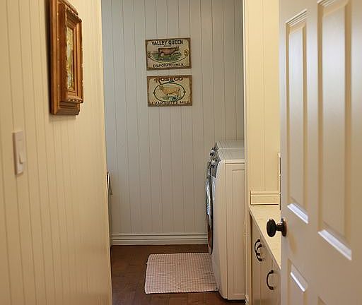 3rd image of 709 E Thousand South Cir