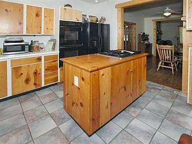 3rd image of 10819 Brokers Ln
