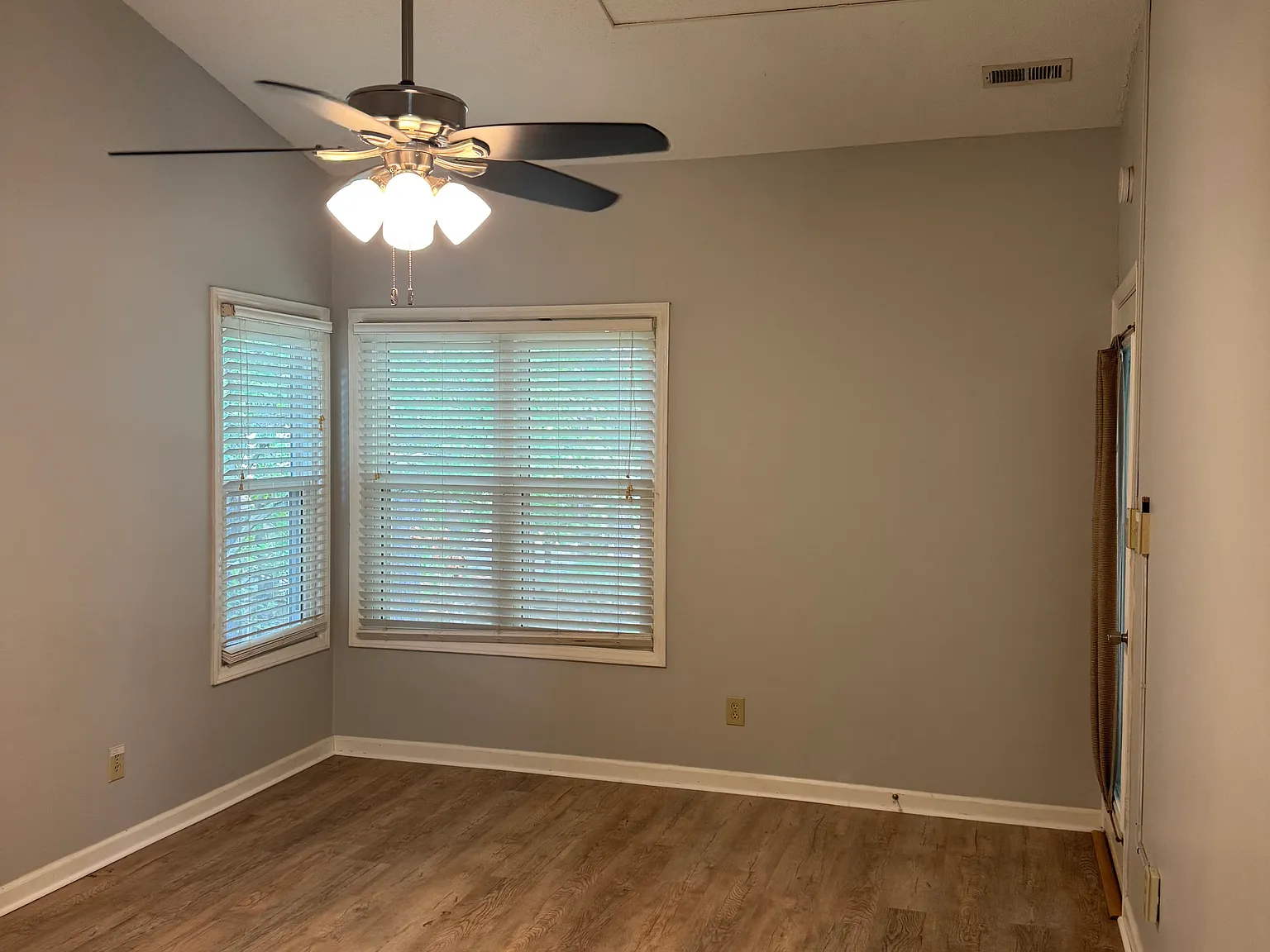 6000 Winterpointe Lane — Photo 4