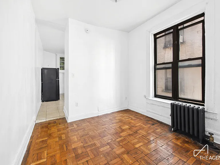 177 Thompson St #12 — Photo 6