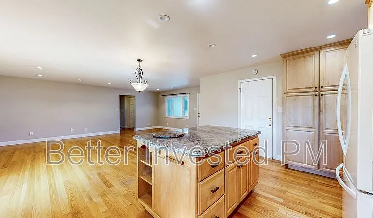 1824 Midway Dr — Photo 14