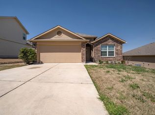 118 Leona River Trl, Hutto, TX 78634