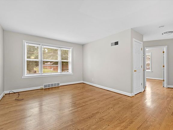4th image of 6544 Loran Ave #1E-57