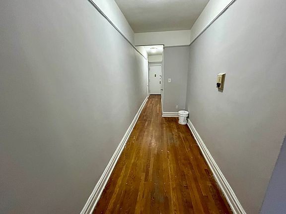4th image of 2157 Ocean Ave APT 2G