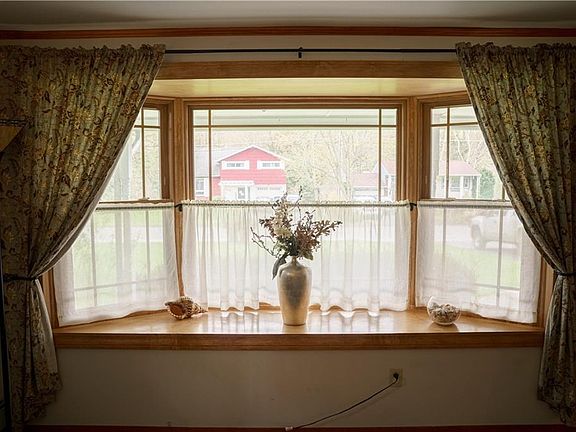 2nd image of 205 Slawson Dr