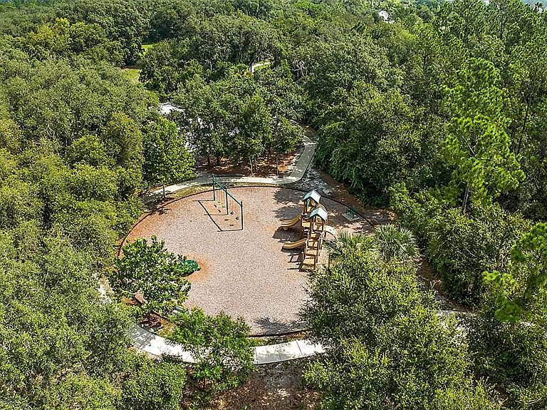 16459 Centipede St — Photo 40
