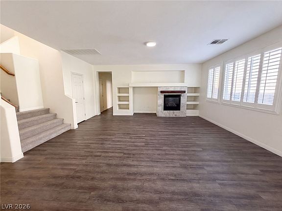 3rd image of 360 S Milan St