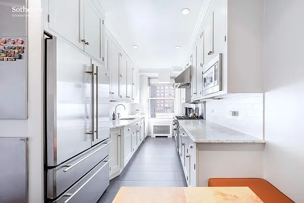 Sold by Sotheby's International Realty | media 5