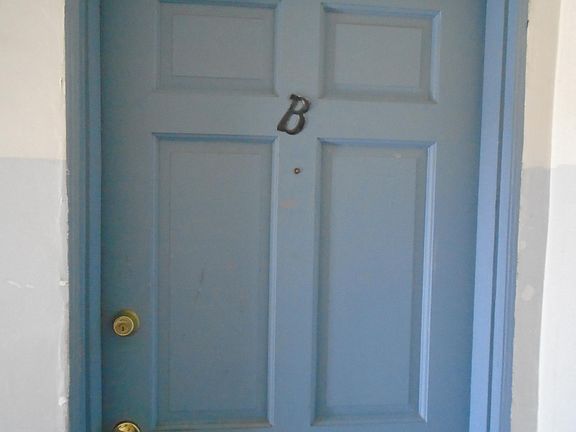3rd image of 3401 Gaviota Ave APT B