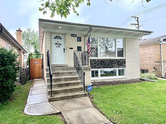 3rd image of 3140 N Olcott Ave