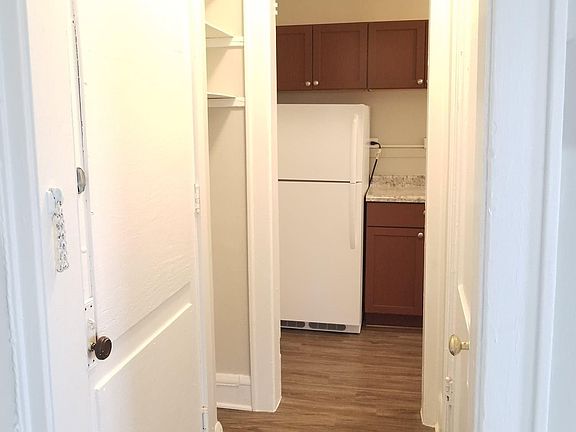 5th image of 3419 Nicollet Ave APT 101