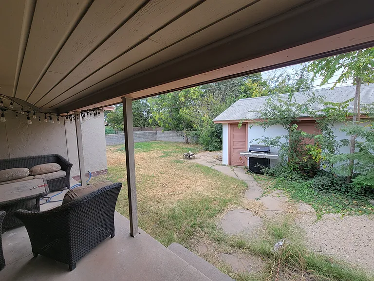 200 Jefferson St — Photo 12