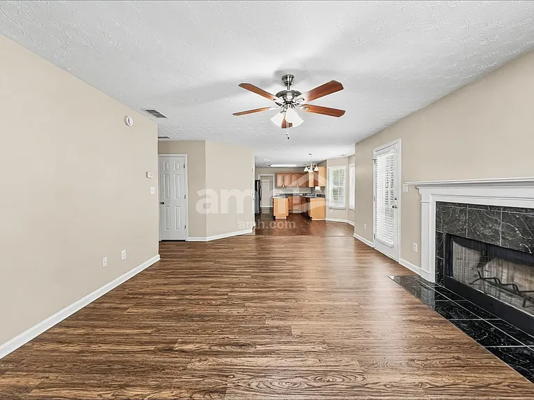 1558 Great Shoals Cir — Photo 6