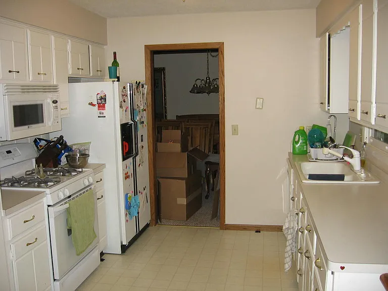1282 Vildmark Dr — Photo 7
