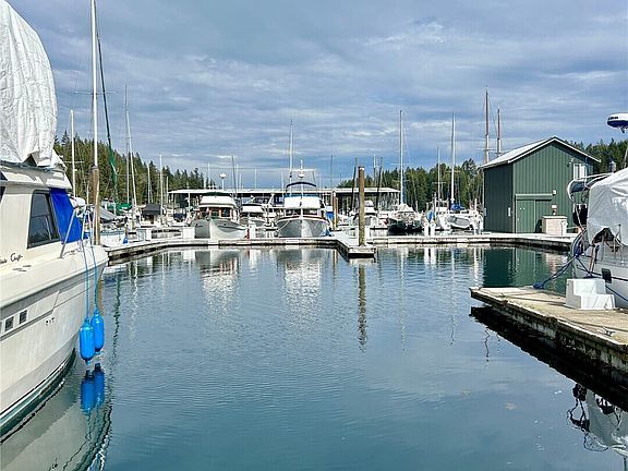 5th image of 101 Pleasant Harbor Marina #C-21