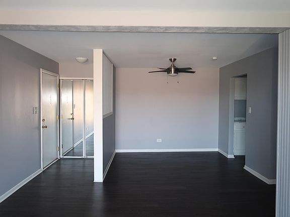 2nd image of 1085 Valley Ln #8-315