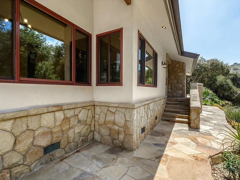 6214 Casitas Pass Rd — Photo 37