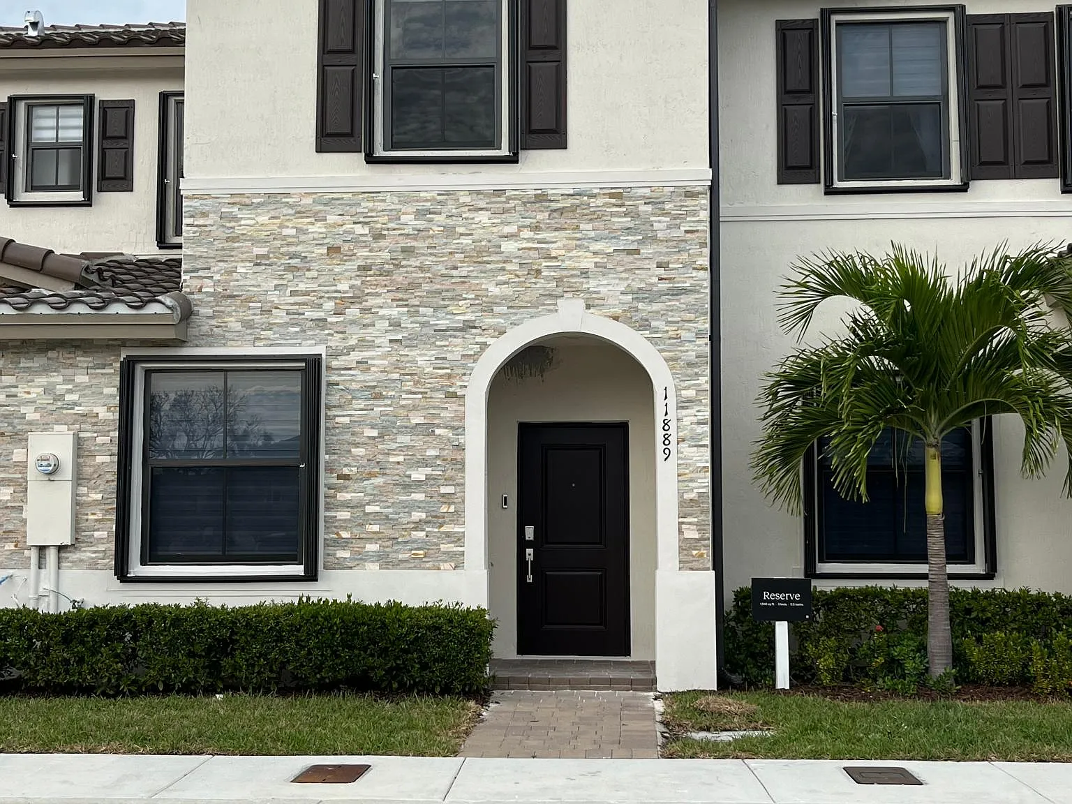 3 bed, 2.5 bath, 1545 sqft, $2,600 — Photo 1