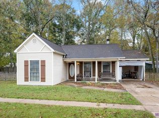 4140 Rosewood St, Zachary, LA 70791