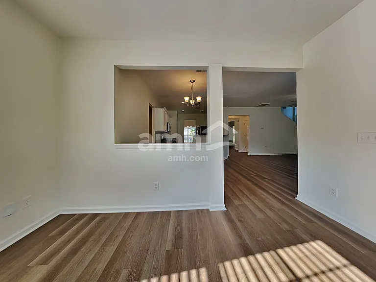 415 Caperton Way — Photo 7