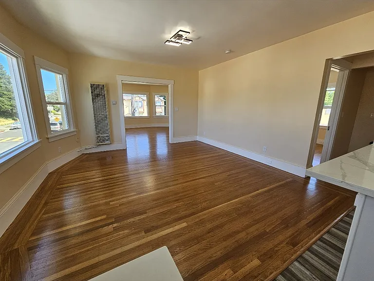 481 Van Dyke Ave #1 — Photo 7