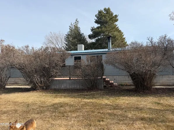 1199 Manley Ln, Round Mountain, NV 89045