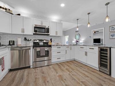 721 NE 15th Avenue, Fort Lauderdale, FL, 33304