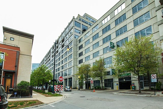 1st image of 900 N Kingsbury St APT 954