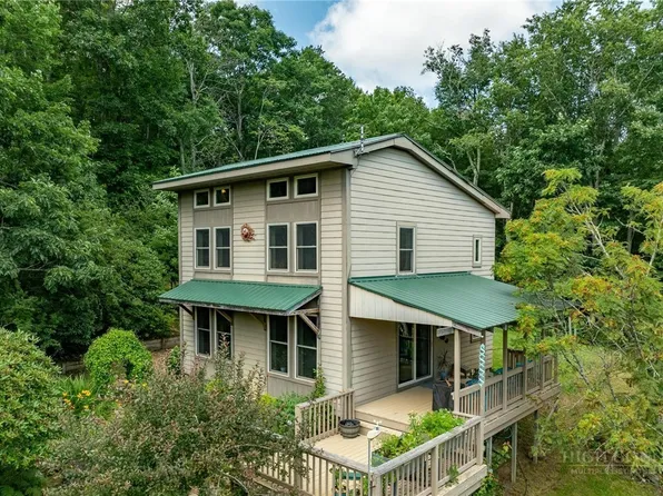 336 Misty Meadow Lane, Boone, NC 28607