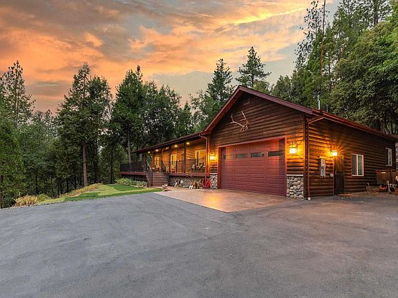 3rd image of 22916 Hawk Ln