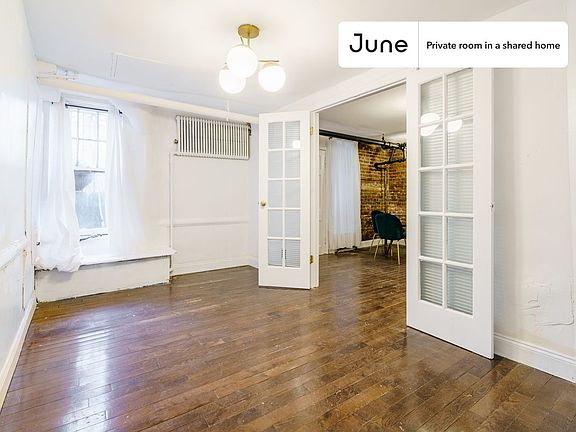 3rd image of 260 Lafayette Ave #A