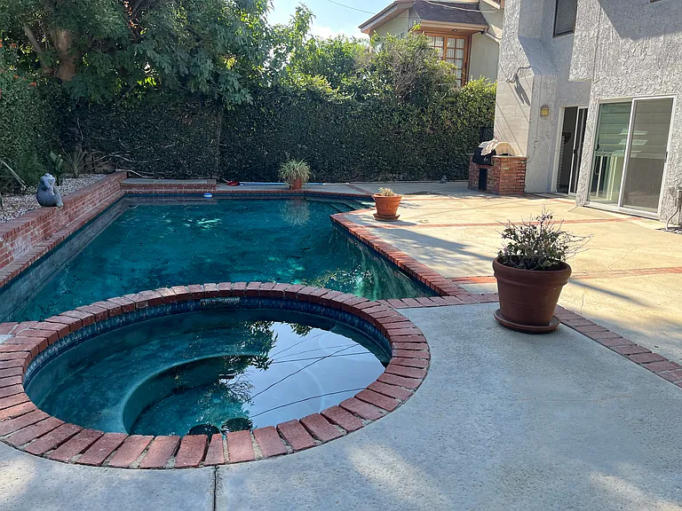 6600 Lasaine Ave — Photo 10