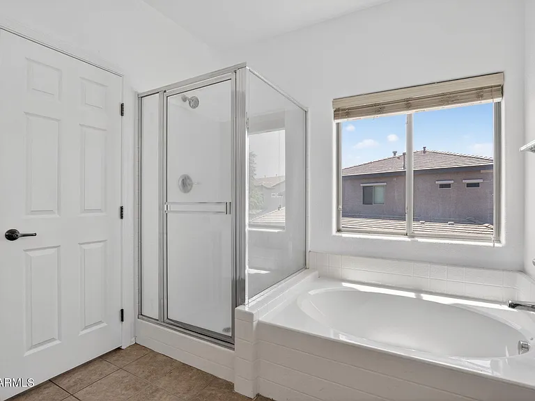 19475 S 190th St — Photo 36