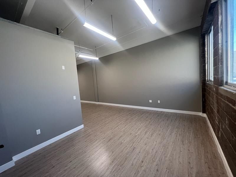 2nd image of 3761 S Hill St #207