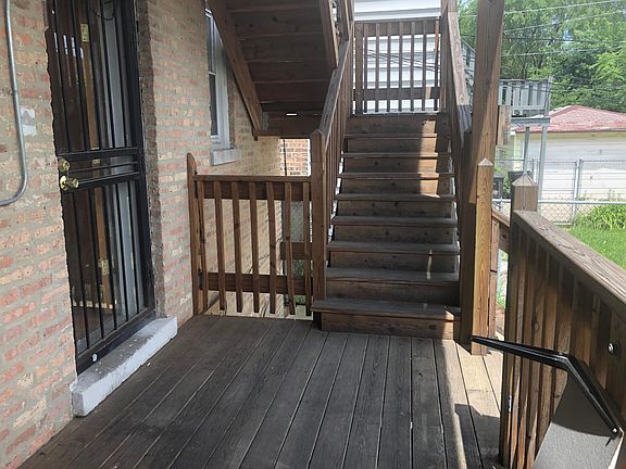 5th image of 7117 S Woodlawn Ave #1-F