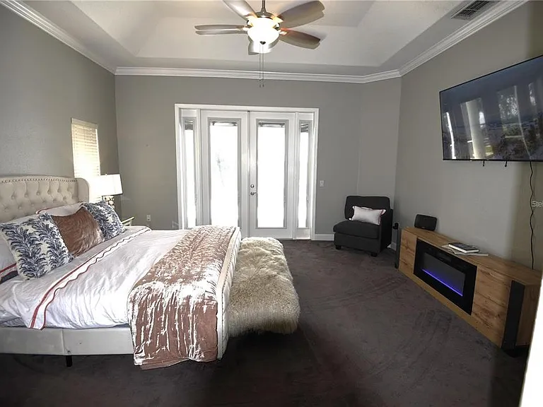 236 Ruby Lake Ln — Photo 3
