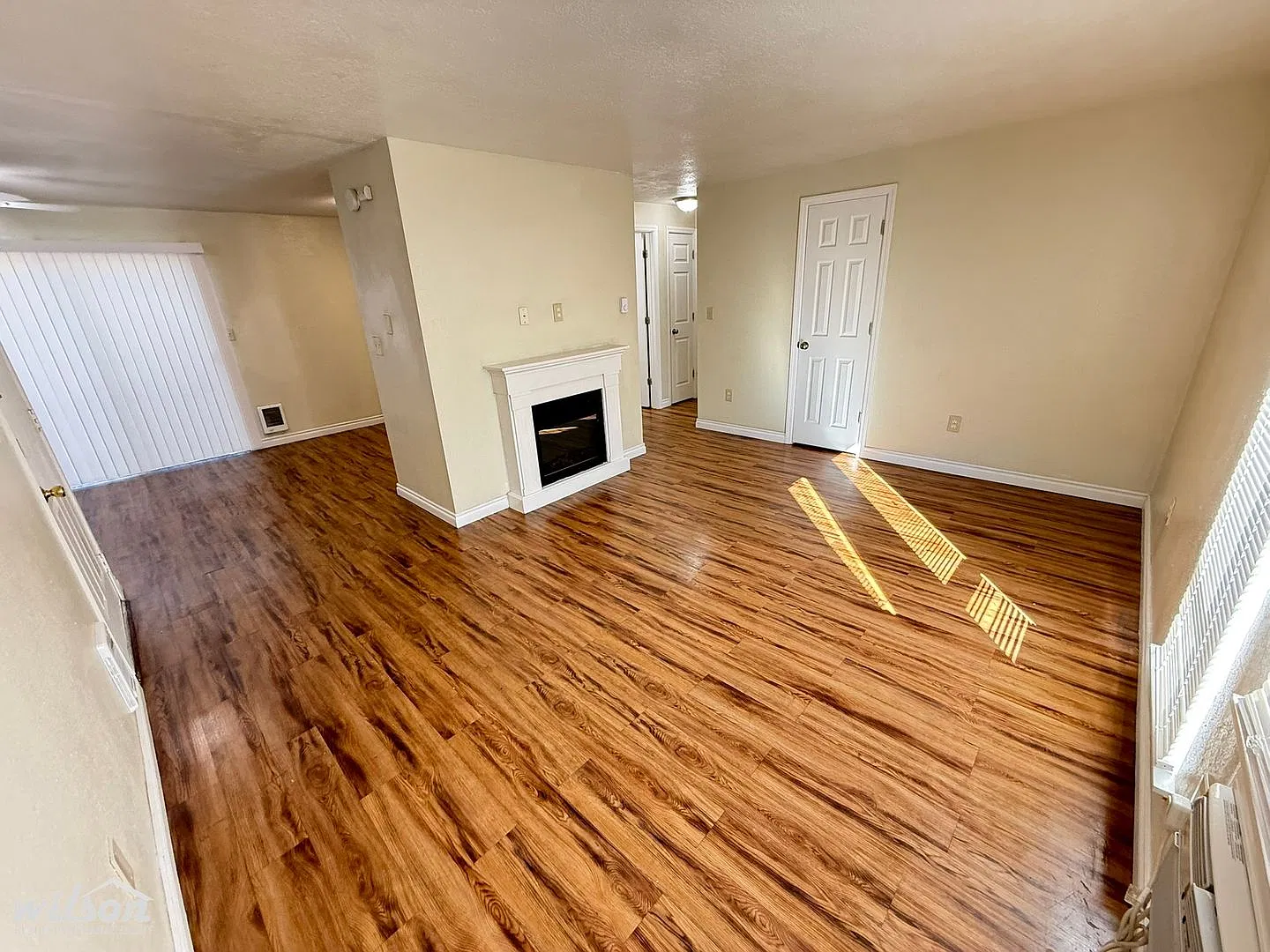 1404 Roosevelt Ave — Photo 4