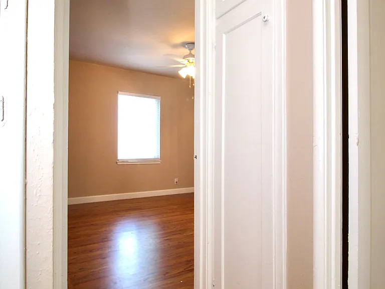 15539 Vassar Ave — Photo 9