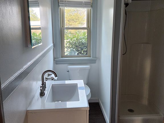 5th image of 8400 Zell Ln