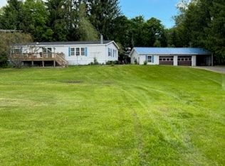 116 Loomis Ln, Sherburne, NY 13460
