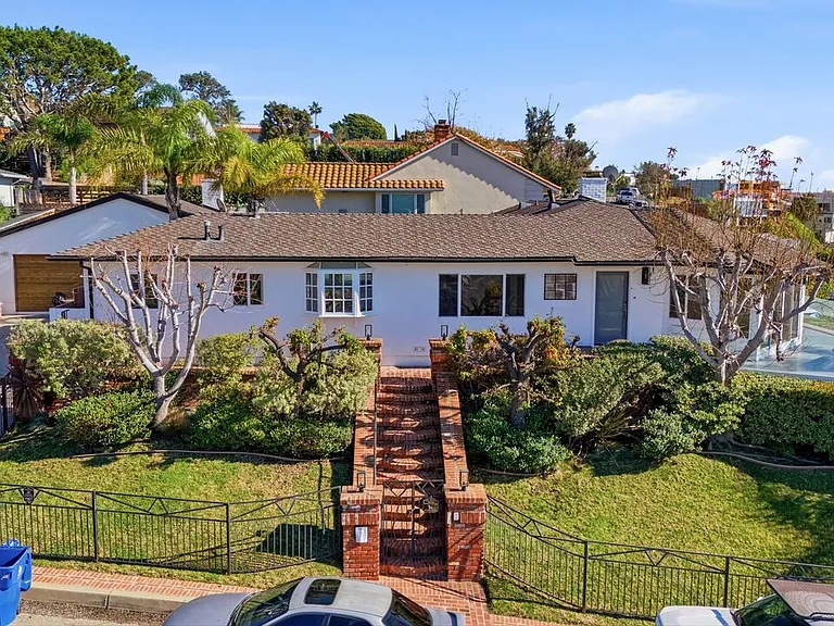 204 Tranquillo Rd — Photo 3