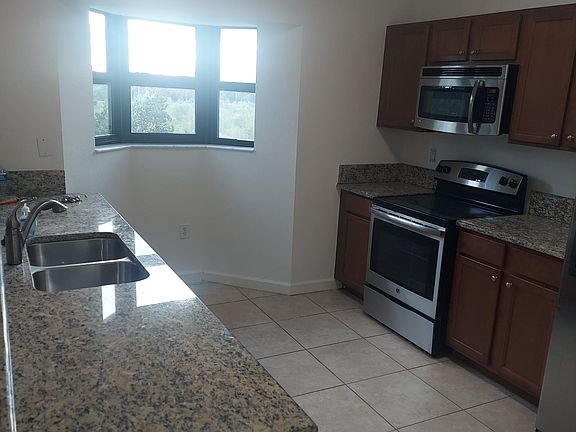 3rd image of 222561 SW 88th Pl #301