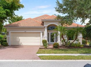 2205 Weaver Bird Ln, Venice, FL 34292