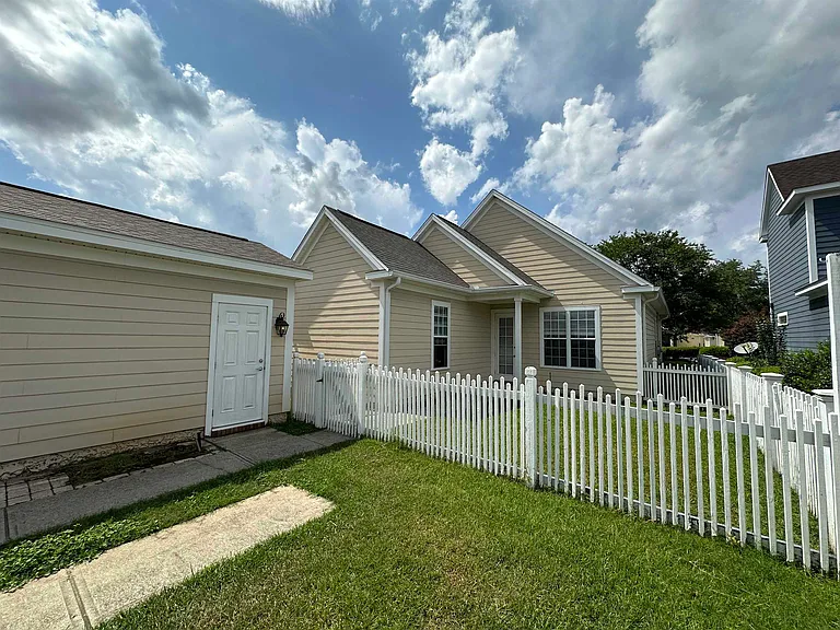 3259 Newberry Blvd — Photo 20