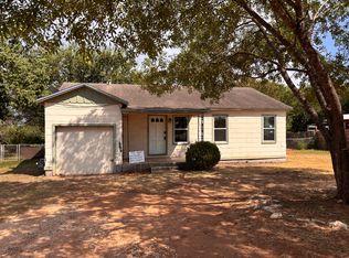 11598 S Foster Rd, San Antonio, TX 78223